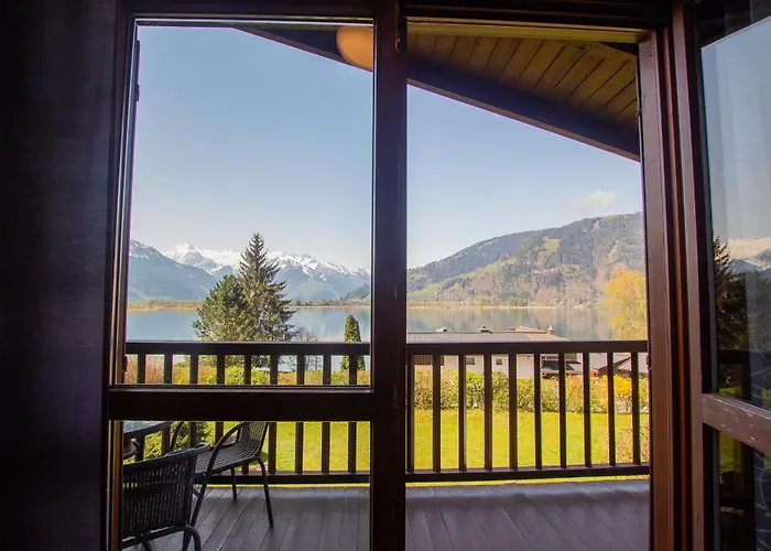 Apartment And Mountain View *